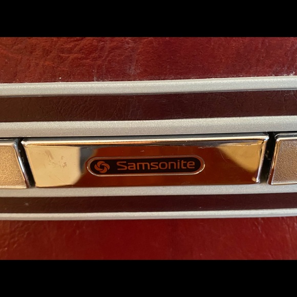 Vintage Caboodle Train Case - Picture 2 of 5